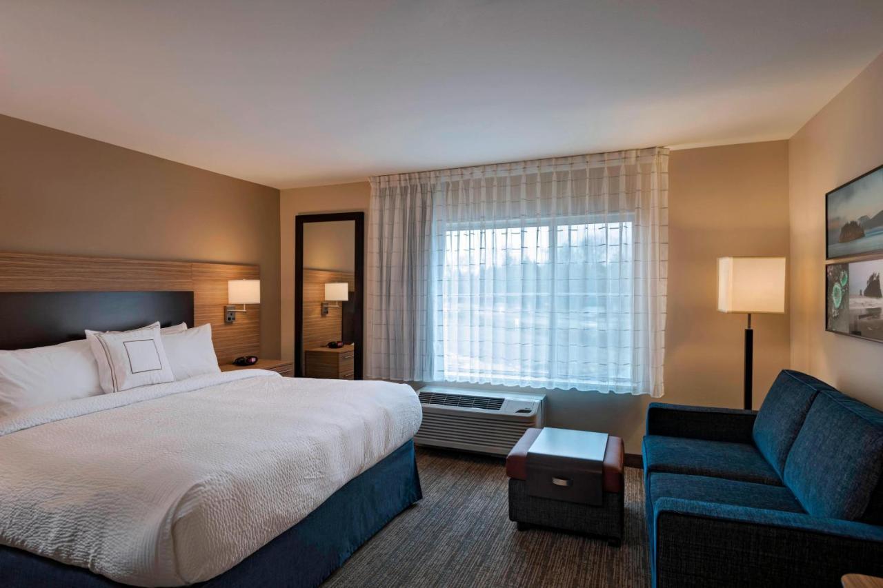 Towneplace Suites By Marriott Tacoma Lakewood Bagian luar foto