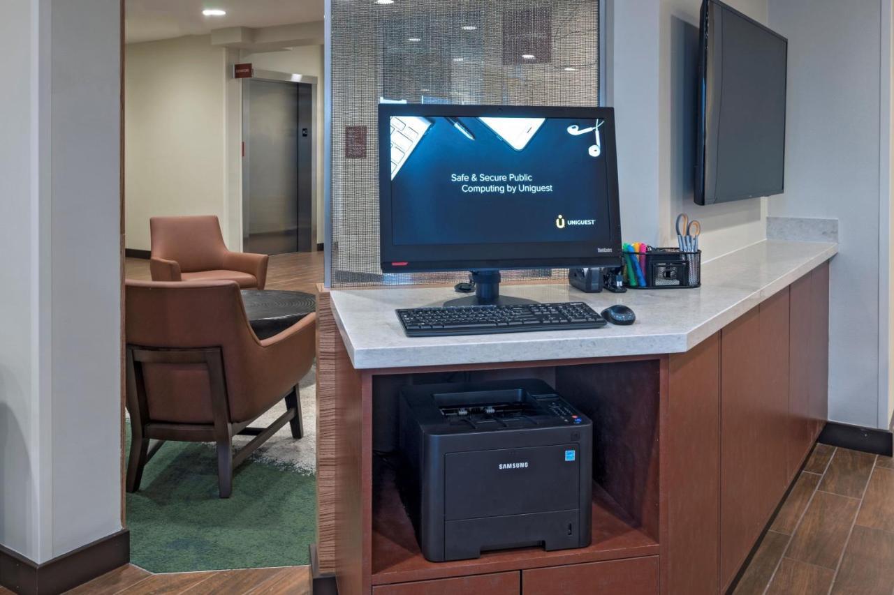 Towneplace Suites By Marriott Tacoma Lakewood Bagian luar foto