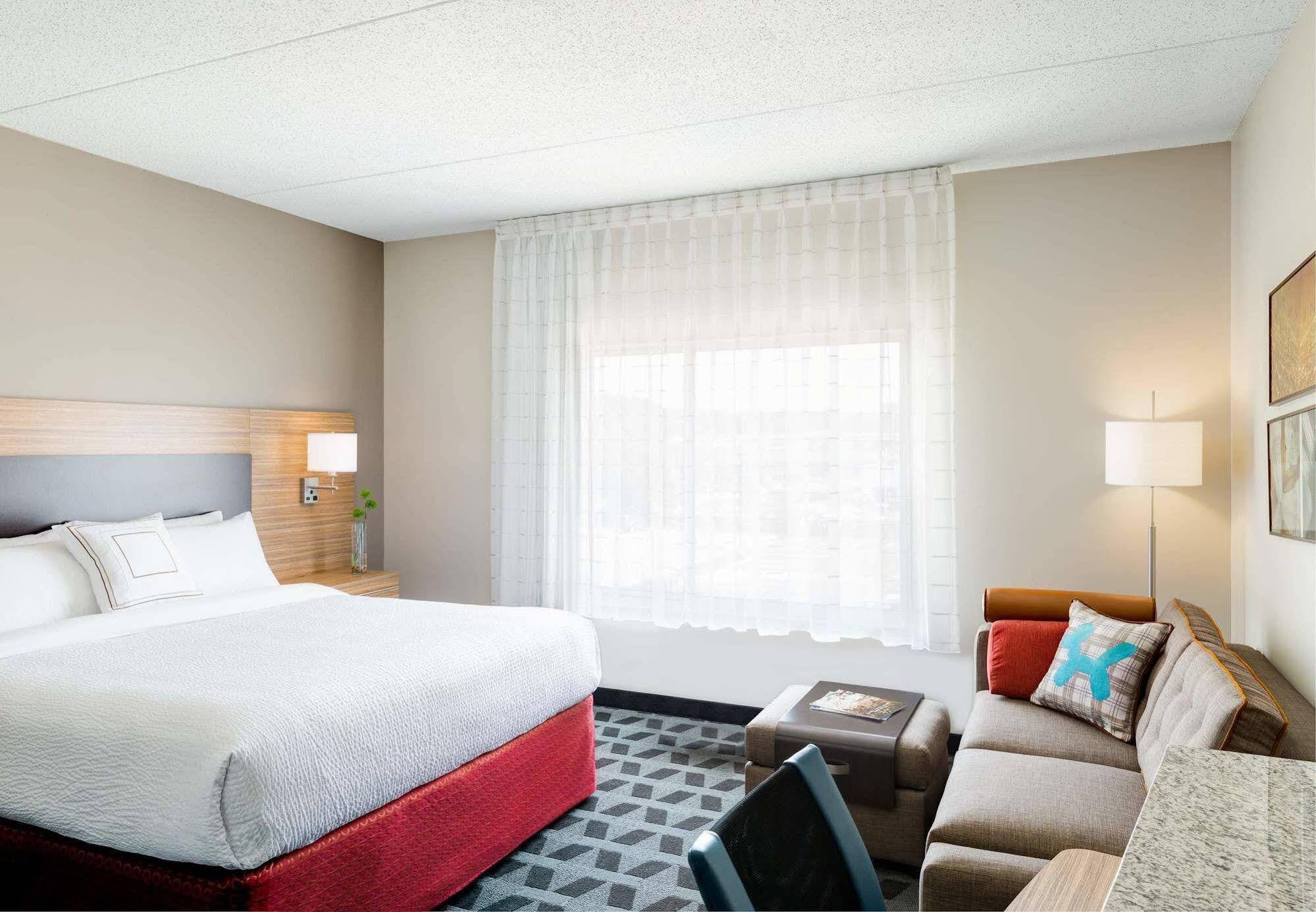 Towneplace Suites By Marriott Tacoma Lakewood Bagian luar foto